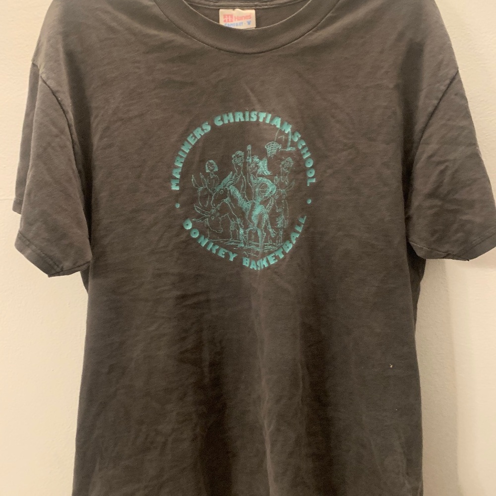 Mariners Christian School Donkey Basketball t-shirt size large